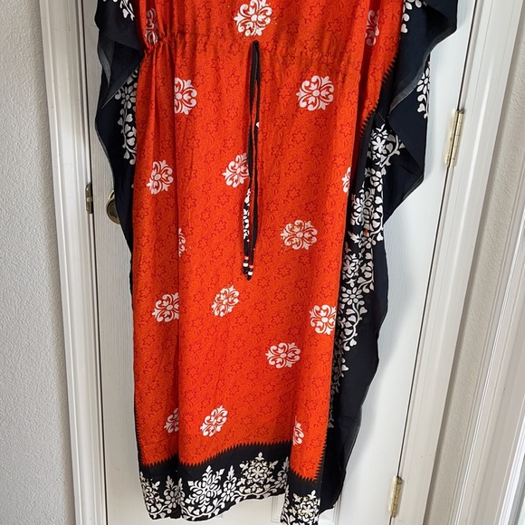 NWT BELL PEPPER EMBELLISHED ORANGE & BLACK CAFTAN - Picture 2 of 9